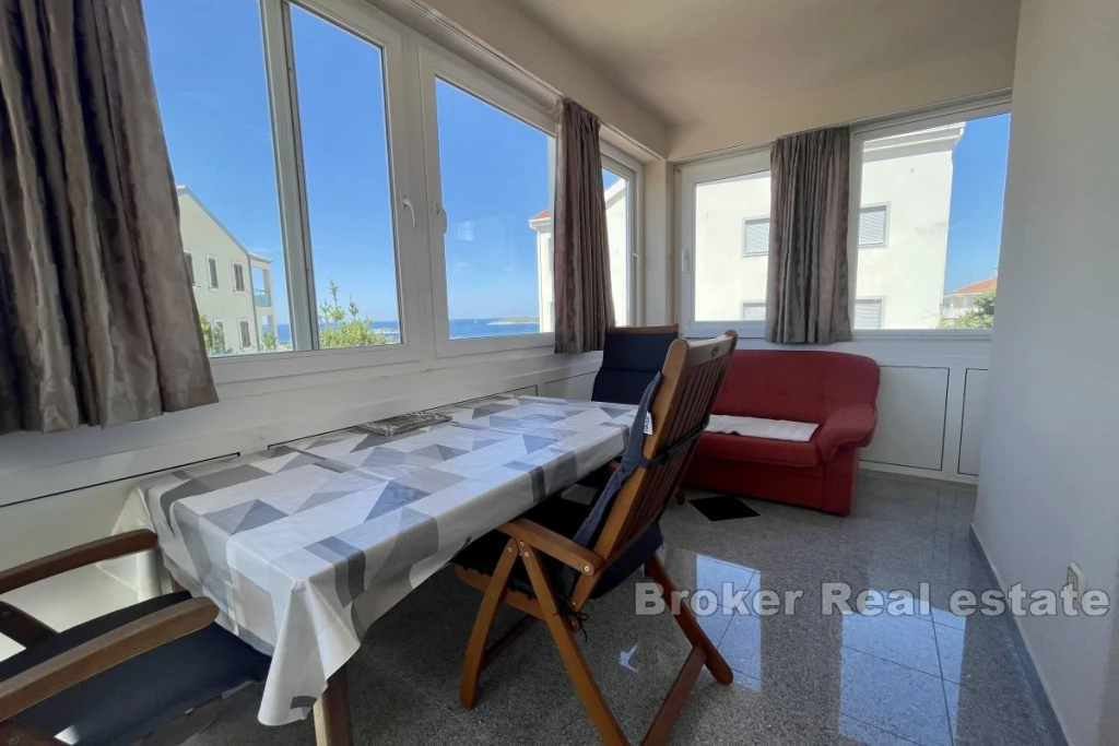 One-room apartment near the center of Rogoznica