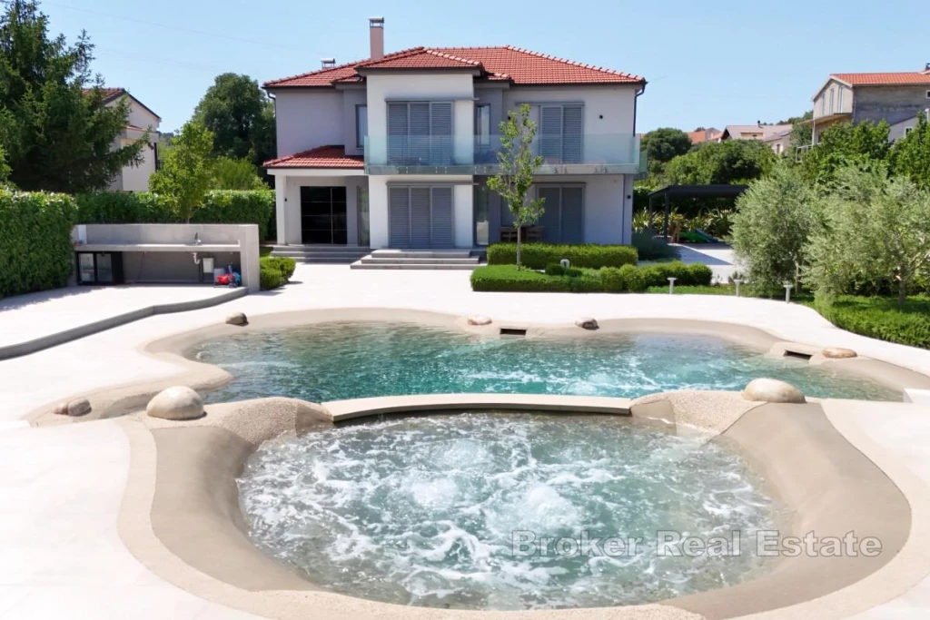 For sale villa, residence, Sibenik