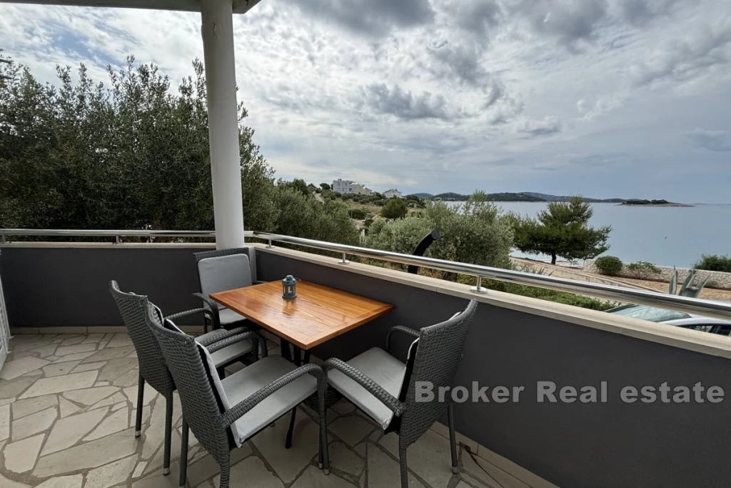 Three bedroom apartment with a sea view