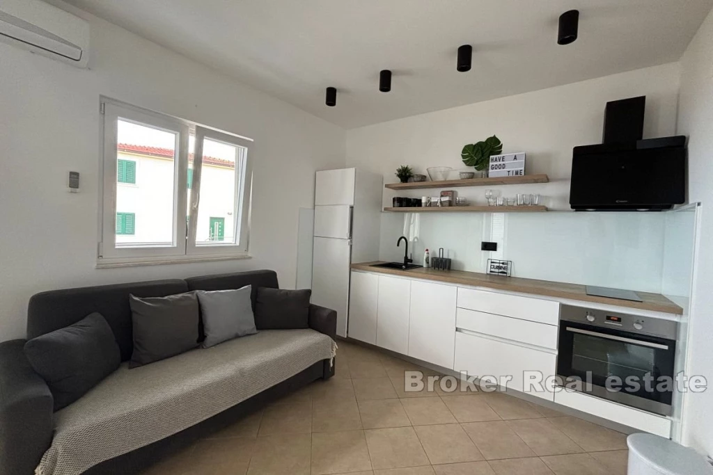 Modern apartment near the sea
