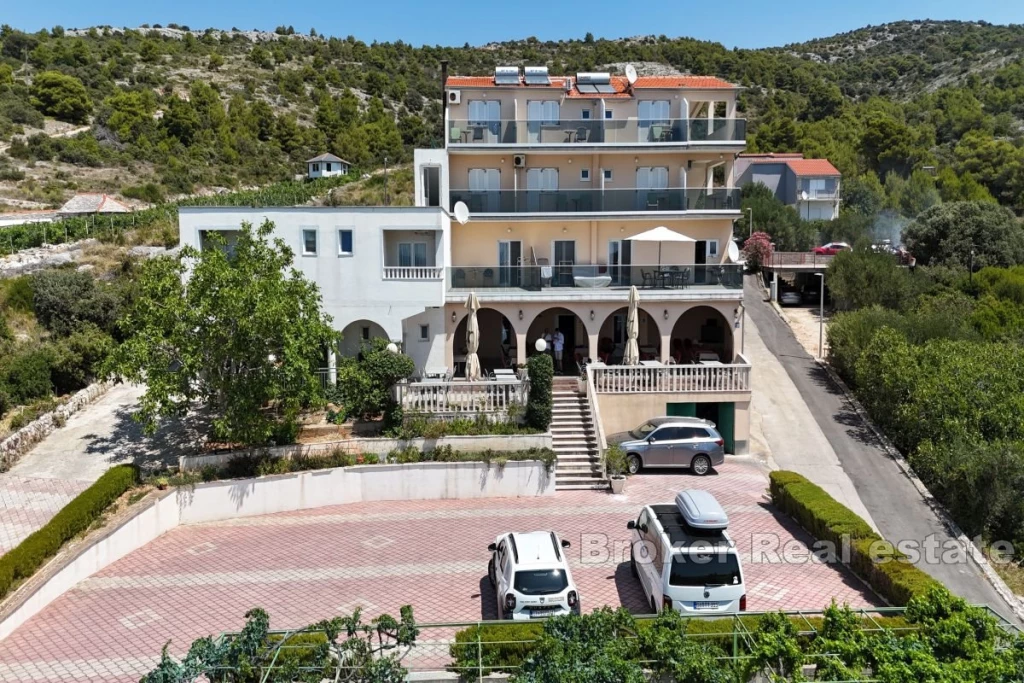 Tourism and hospitality facility, first row to the sea