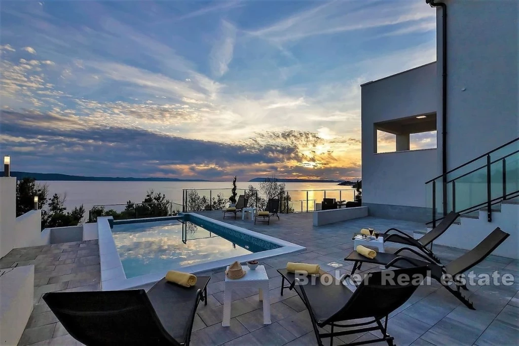 For sale villa, residence, Makarska