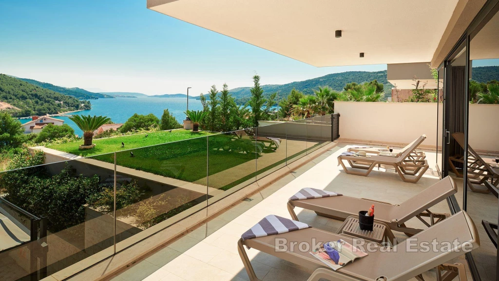 Luxury villas with a panoramic view of the sea