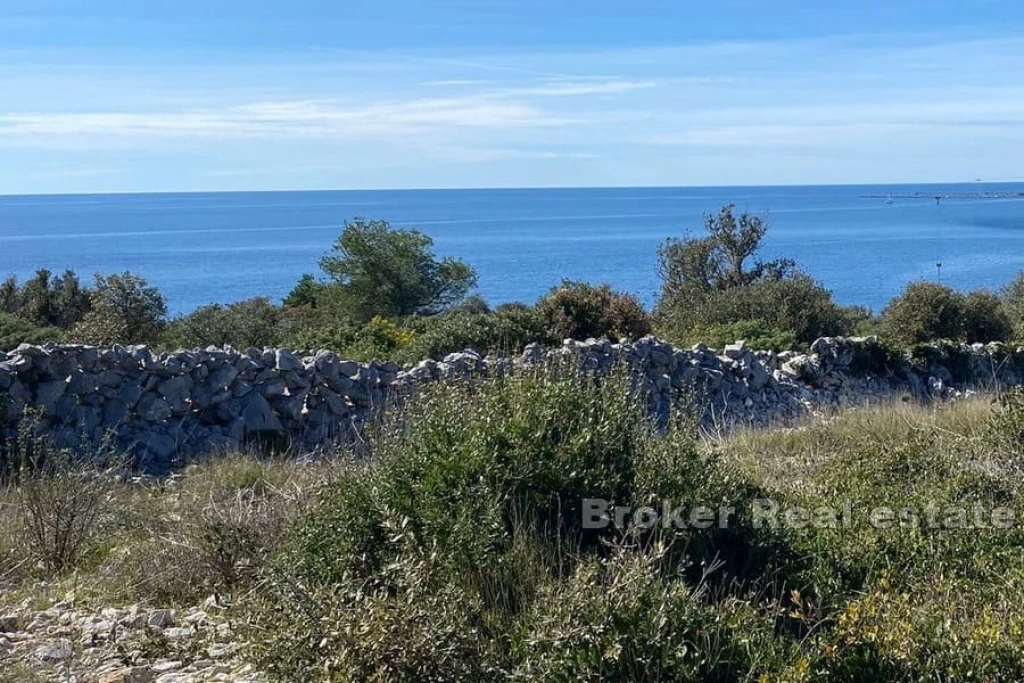 Building land with sea view