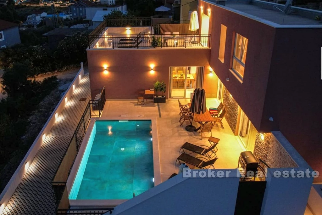 For sale villa, residence, Marina