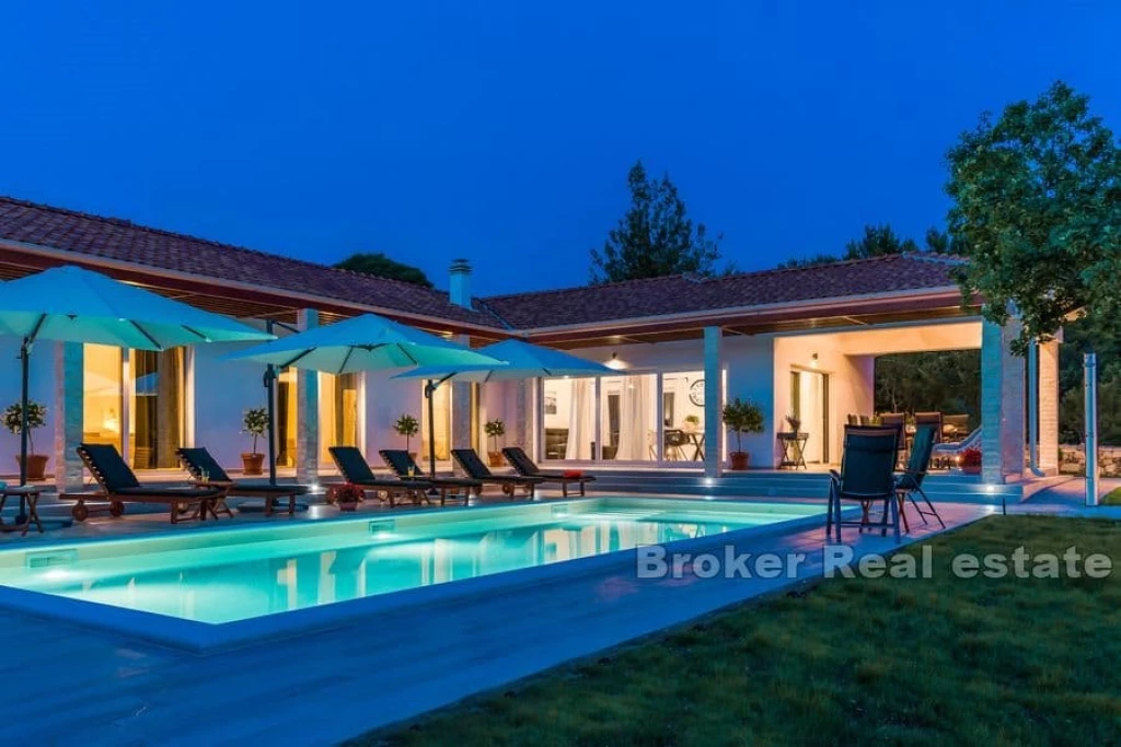Luxury villa with pool