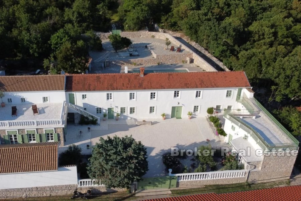Renovated summer house with swimming pool