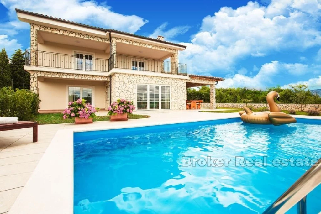 Holiday house with sea view