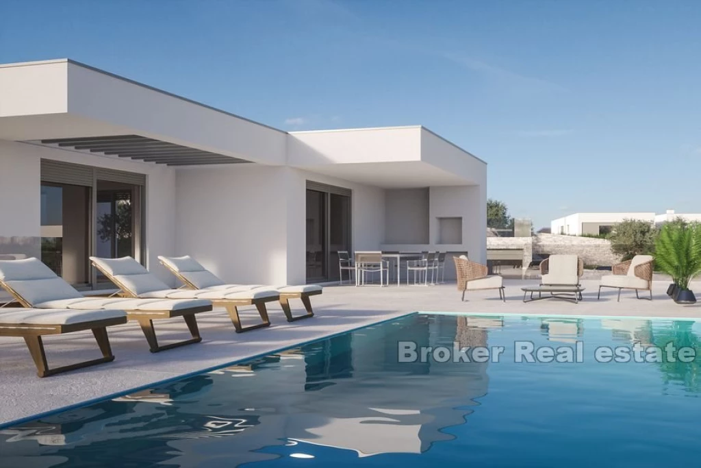 Villa with pool and sea view