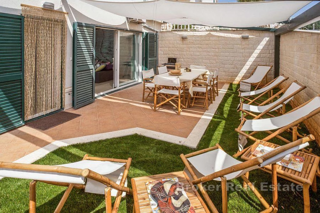 c3-1-name c2-22-name, Hvar