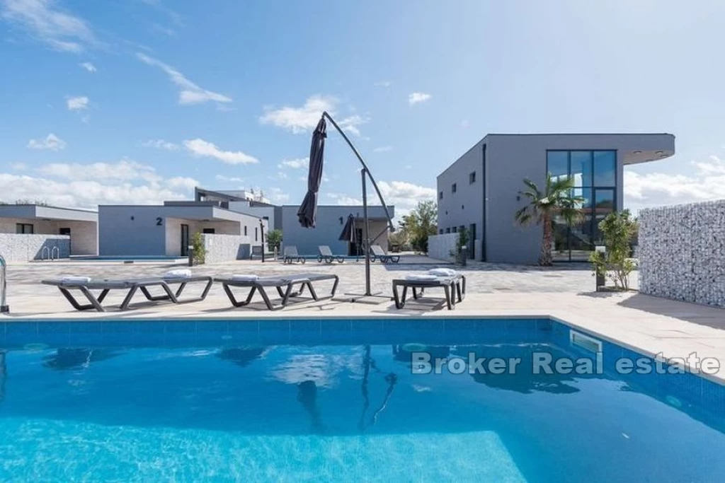 Attractive Resort with 9 villas with swimming pool