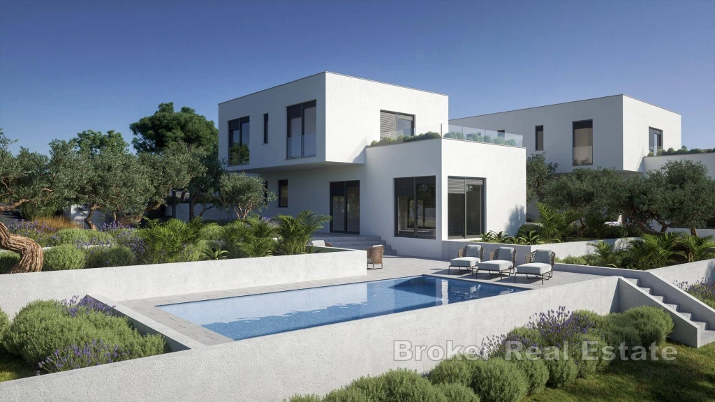 Luxury villa with a panoramic view of the sea