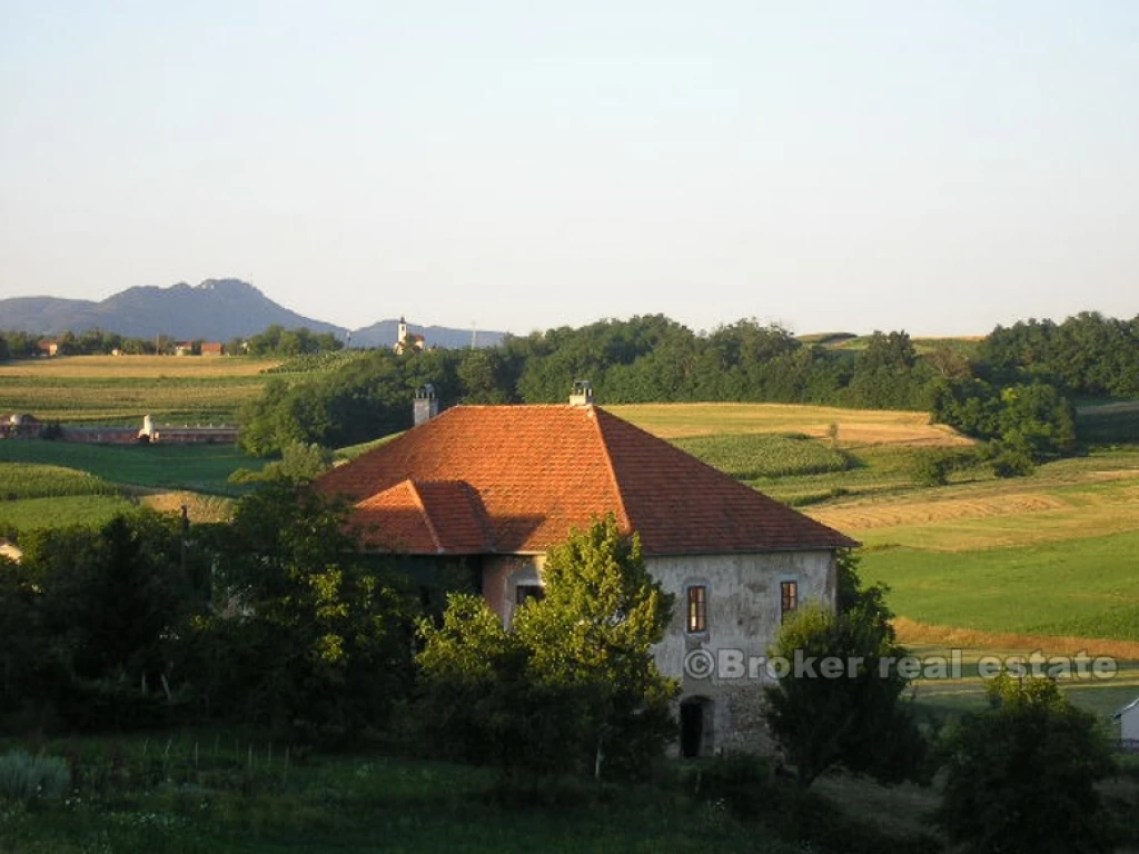 House on a quiet location, for sale