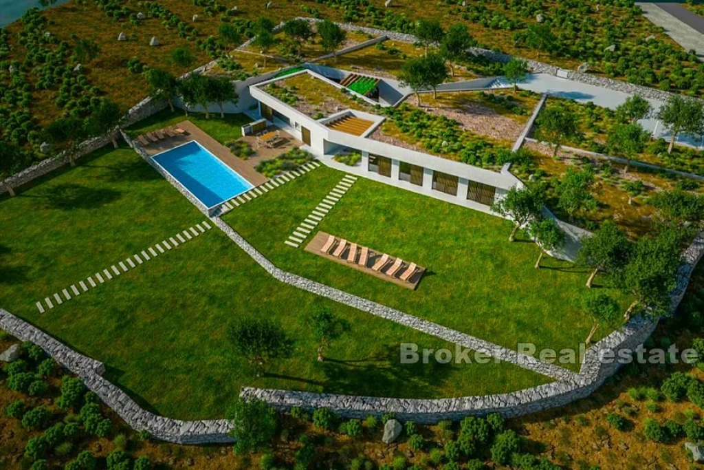 Building land with sea view