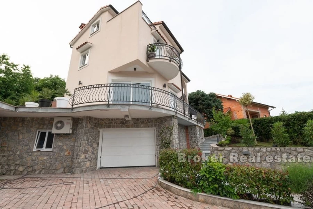 Matulji, luxury family house