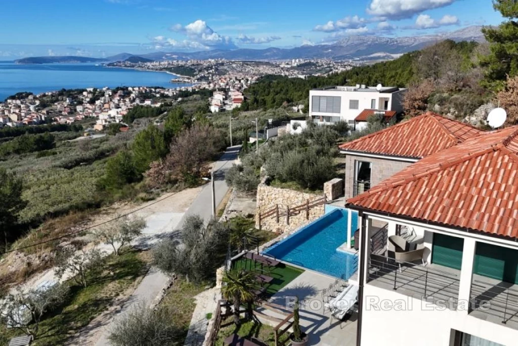 c3-1-name c2-4-name, Split, Podstrana