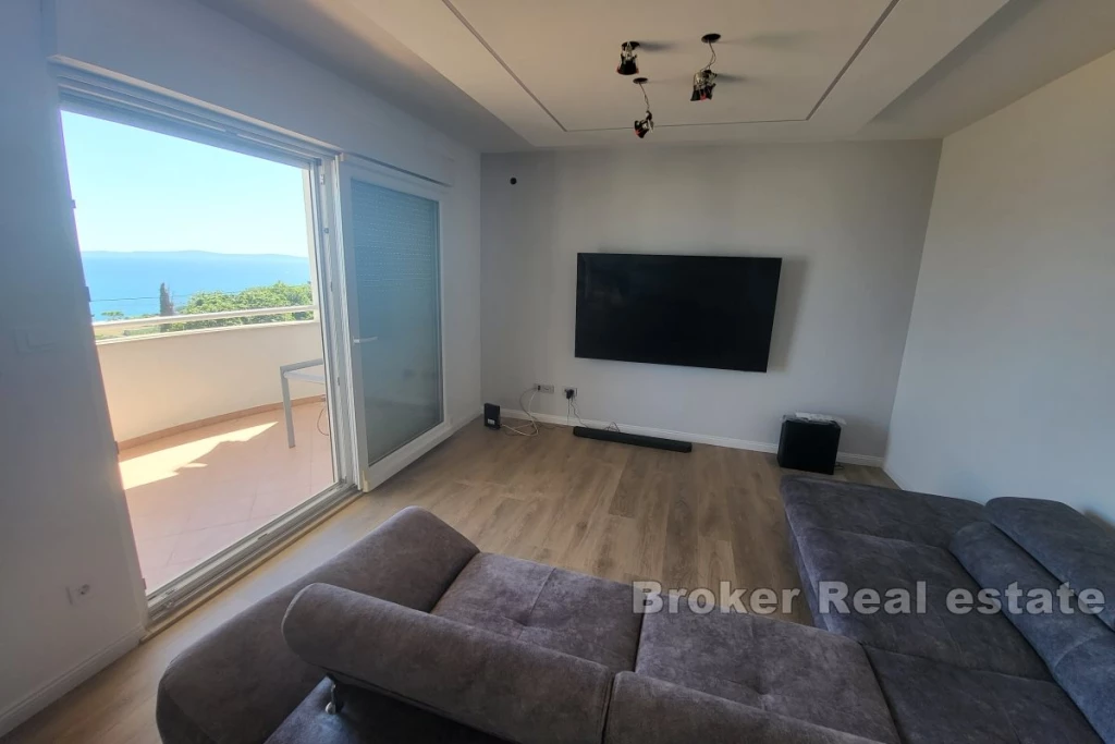 Beautiful apartment with a sea view