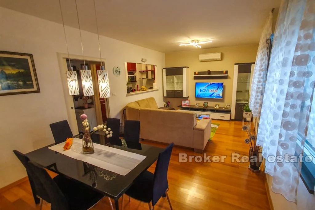 Žnjan - Duplex fully furnished apartment