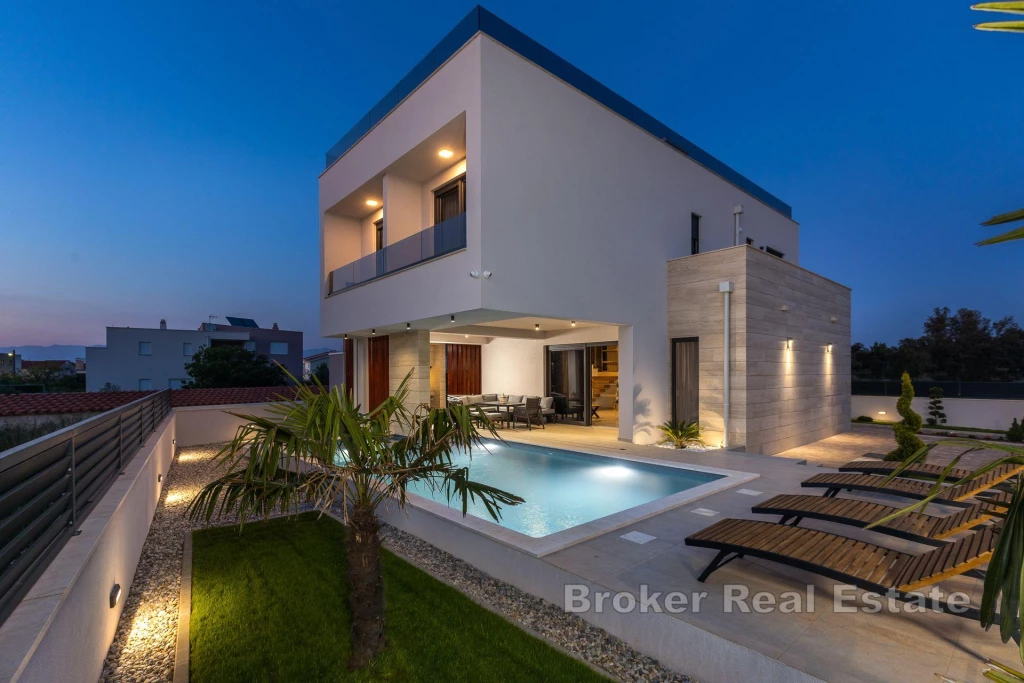 Newly built villa with a pool not far from the sea