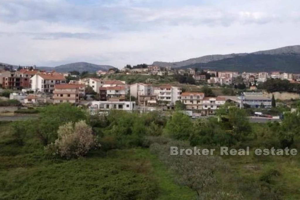 Building plot, close to Split city.
