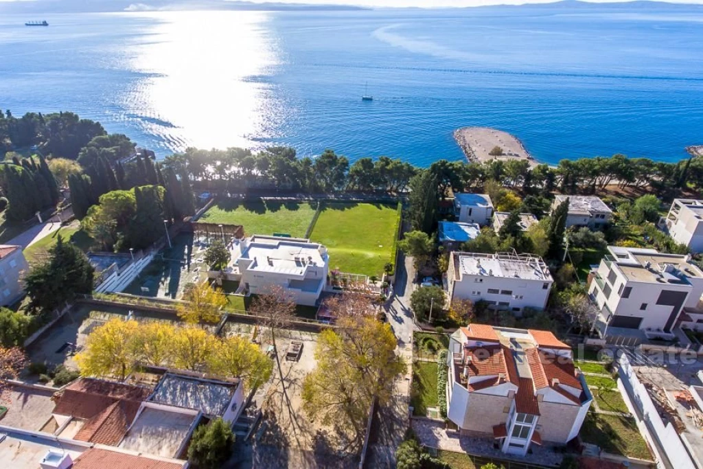 Meje, a residential-business family villa