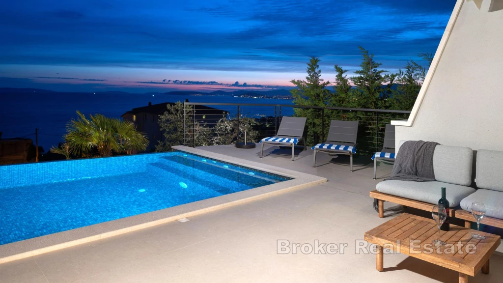 Newly built villa with swimming pool