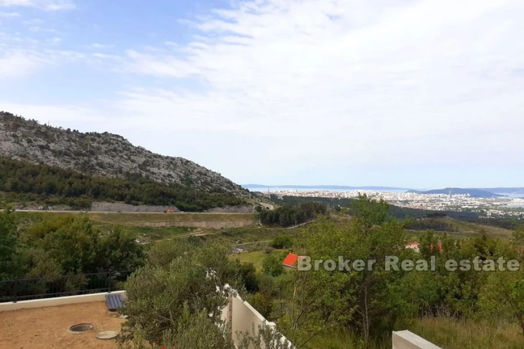 Klis, building land with a view of Split