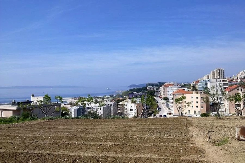 Building plot, for sale