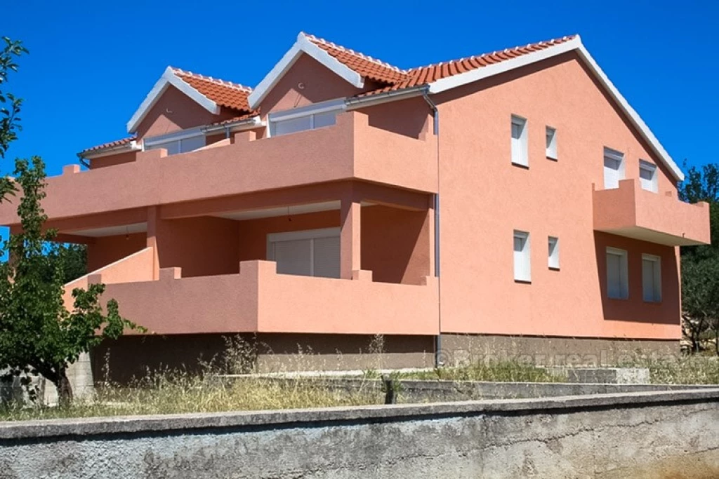 Detached family house, for sale