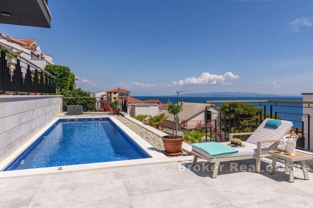 Luxury villa with panoramic sea view