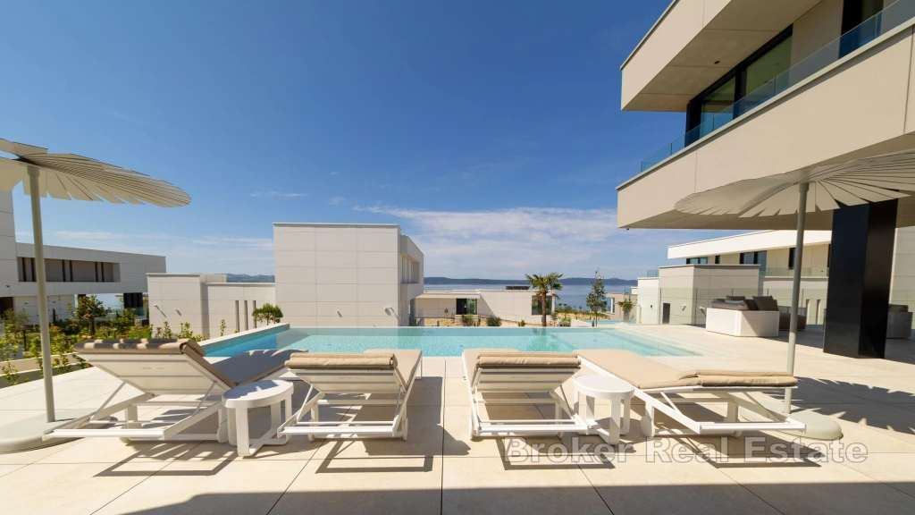Exquisite 4 bedroom coastal villa in the luxurious resort