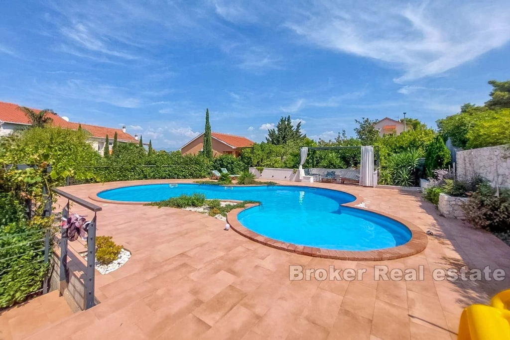 For sale villa, residence, Brac