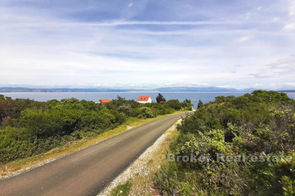 Attractive building plot with a sea view