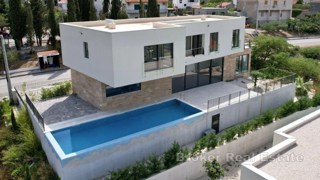 Modern villa with panoramic sea view