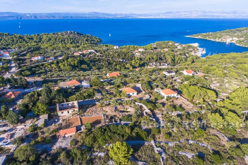 Building land with sea view