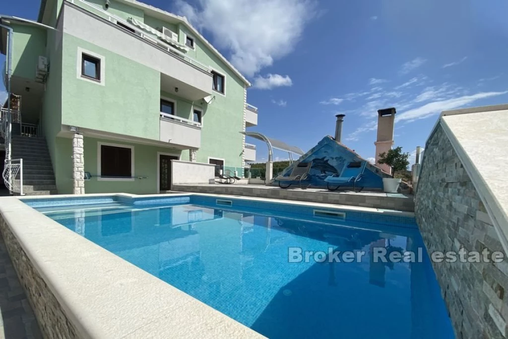 c3-1-name c2-4-name, Ciovo