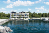 Luxurious two-bedroom apartment in the first row to the sea