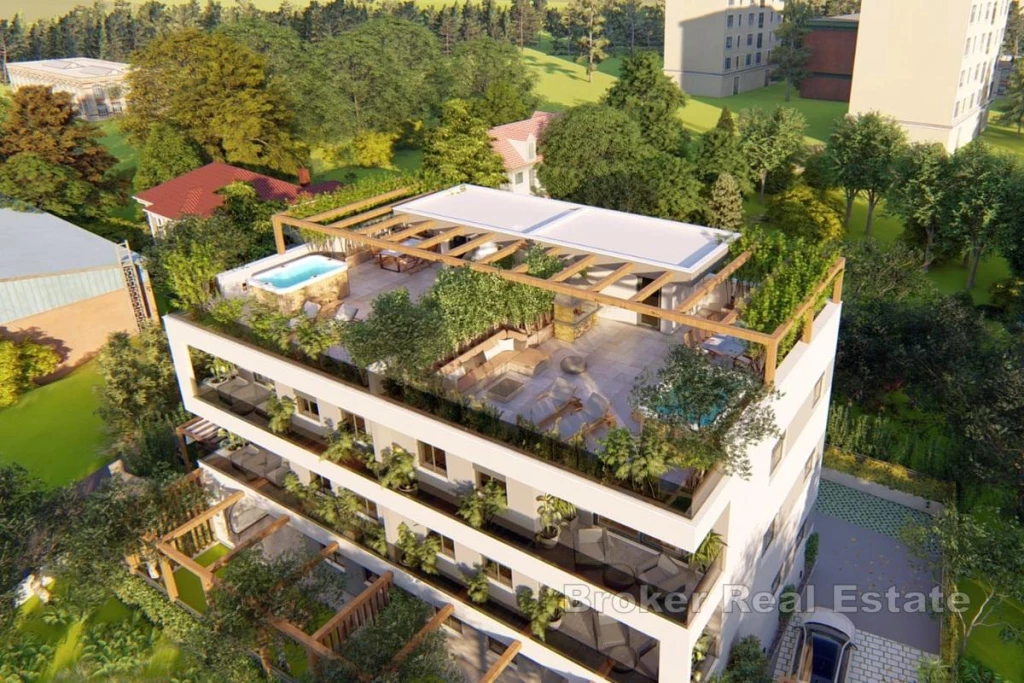 Luxury penthouse with panoramic sea views
