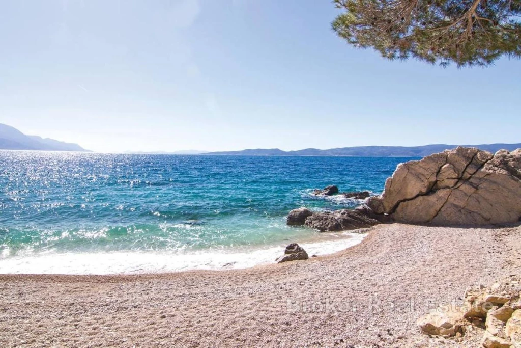 Building land with panoramic sea view