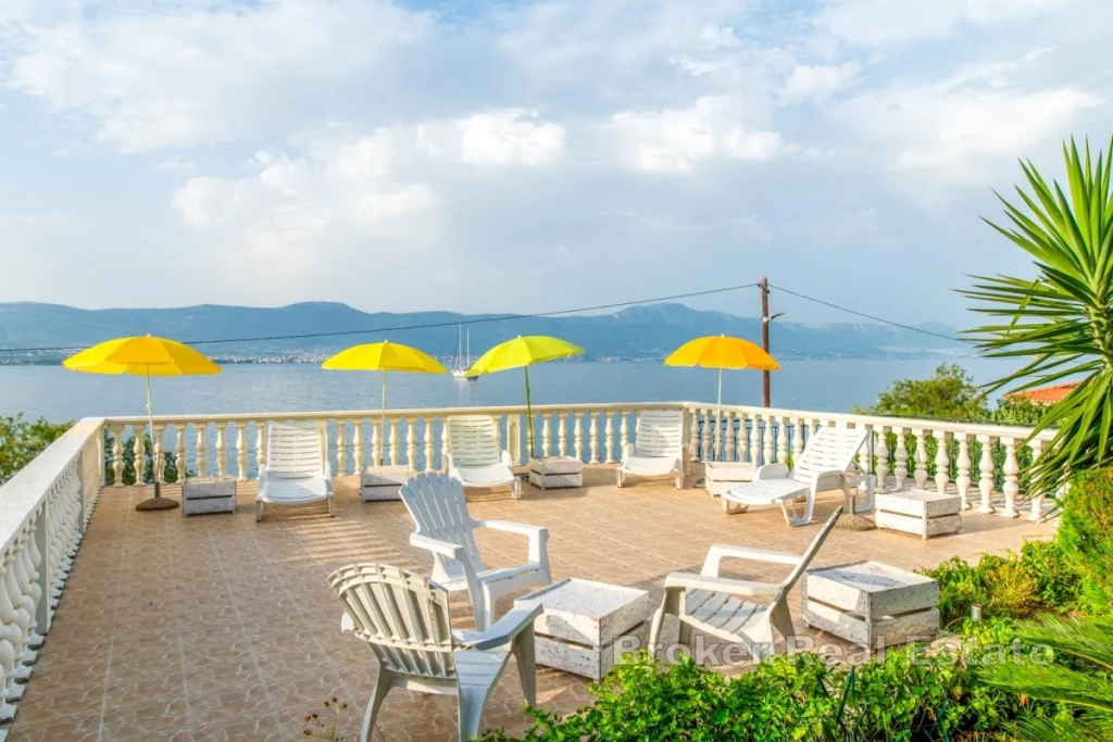 c3-1-name c2-4-name, Ciovo