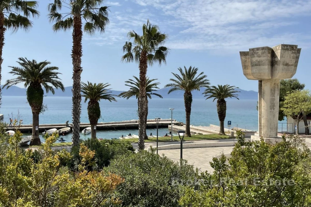 Seafront apartment house