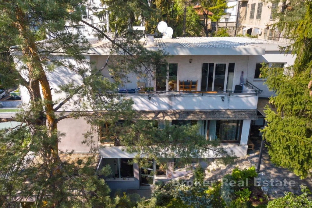 c3-1-name c2-4-name, Zagreb, Donji grad