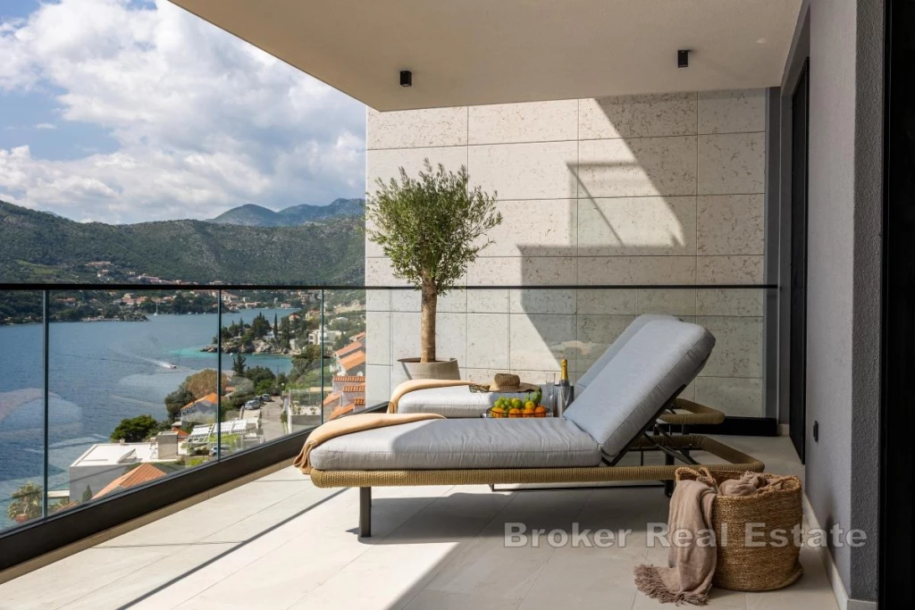 Modern apartment with sea view