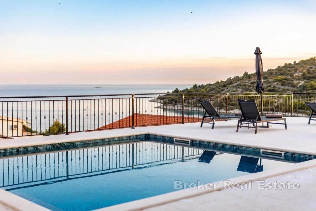 For sale villa, residence, Rogoznica