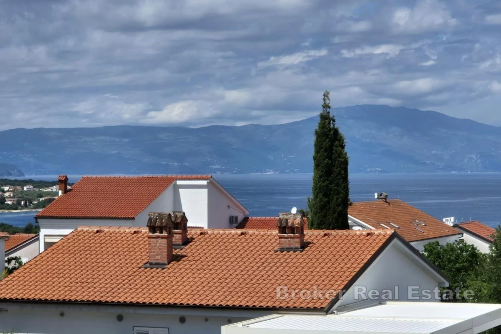 Modern apartment with sea view