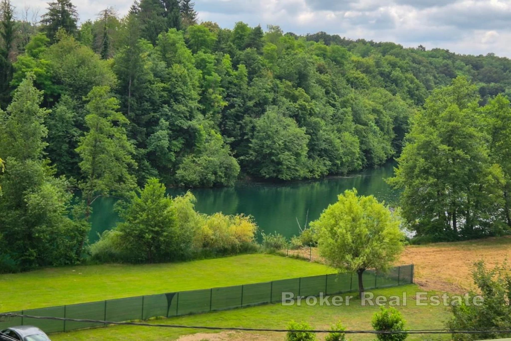 House near the Mrežnica River