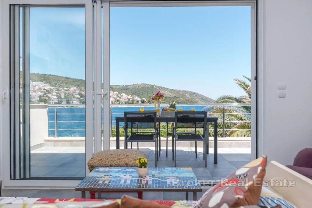 c3-1-name c2-4-name, Ciovo