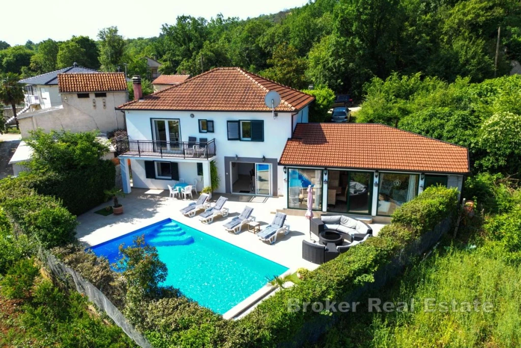 c3-1-name c2-4-name, Makarska