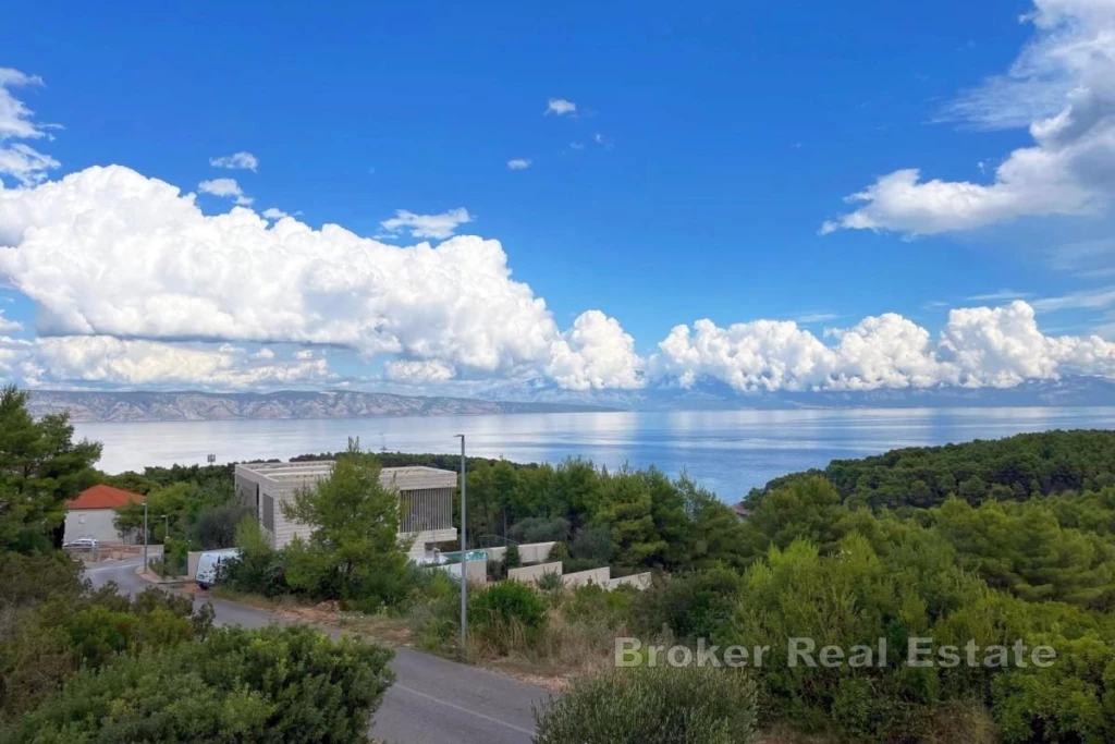 Building plot with sea view