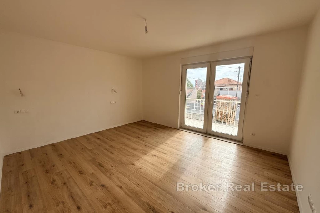 Renovated apartment with a spacious private terrace